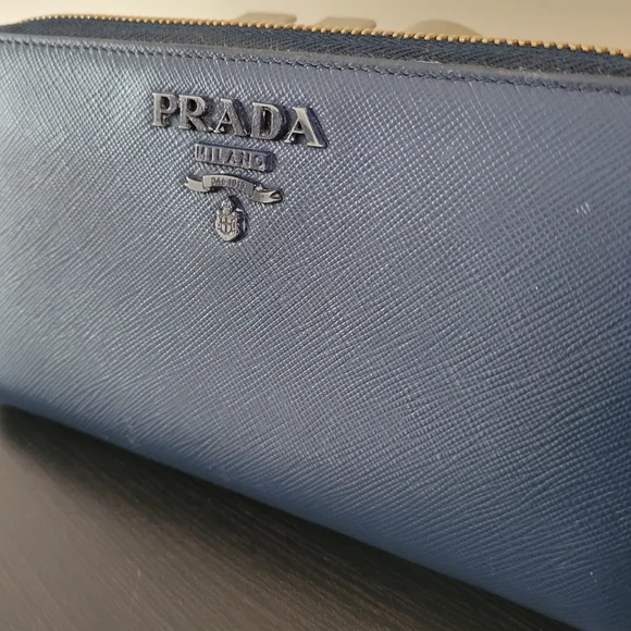 Prada Blue Leather Wallet - Picture 10 of 10